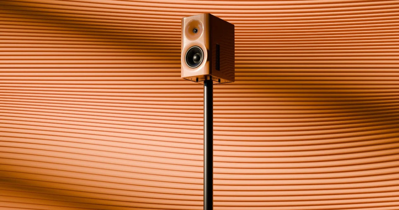 teaser image; Dutch & Dutch 6c speaker in orange