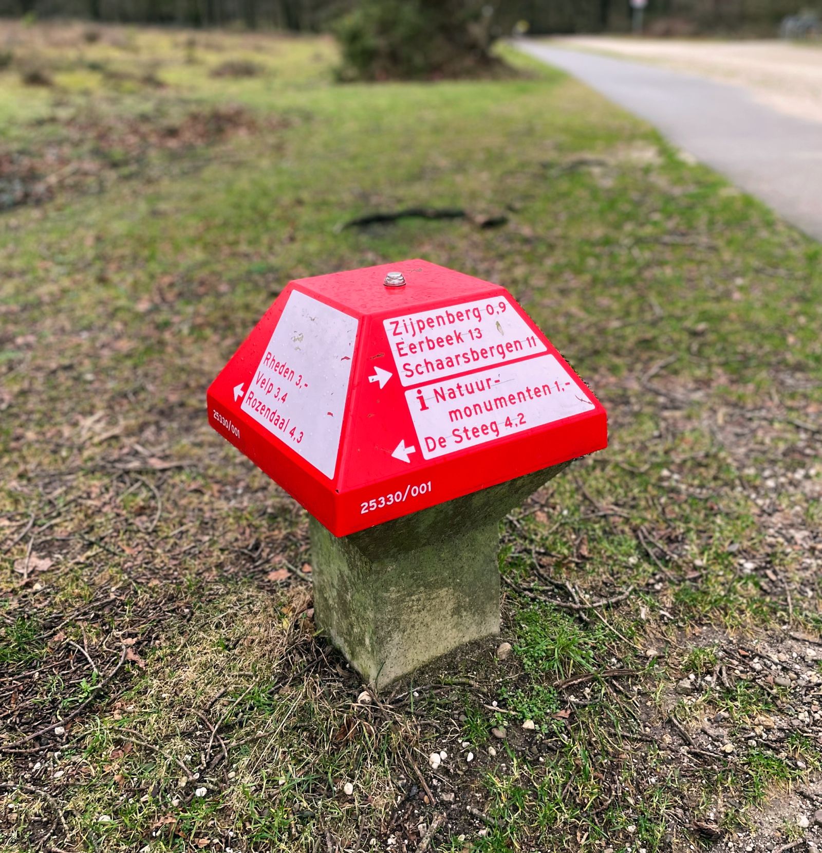 one of the most recent ANWB 'Paddenstoelen' (Mushrooms) in the wild